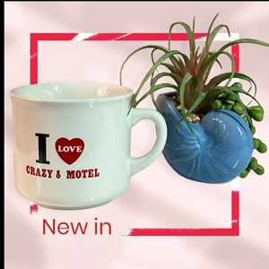 Mug I Love Crazy & Motel Coffee Tea Mug Cup w/Heart Mint Condition Pre-Owned